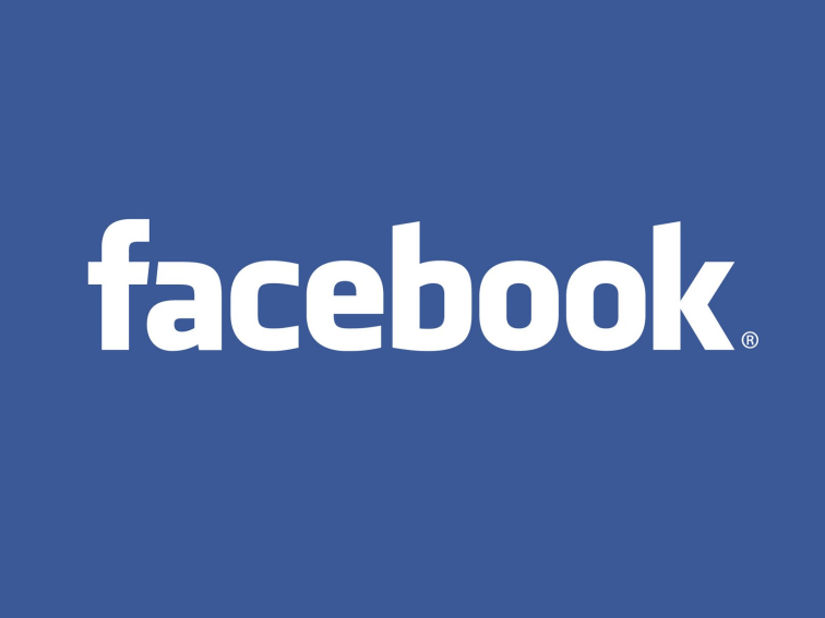 Twitter vs Facebook: Competing For Your Time
